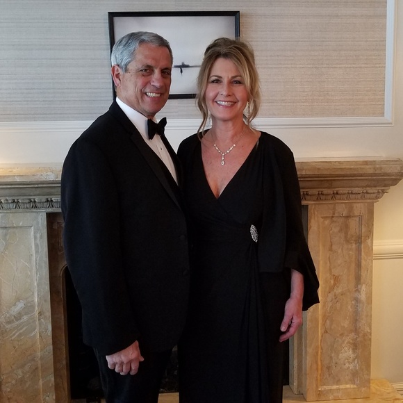 Meet your Posher, Deborah - Picture 2 of 2